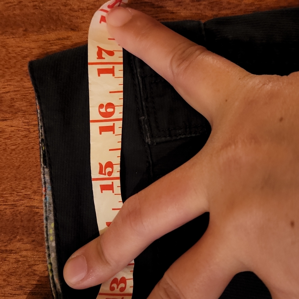 ROXY LOW RISE SHORTS - Picture 8 of 11